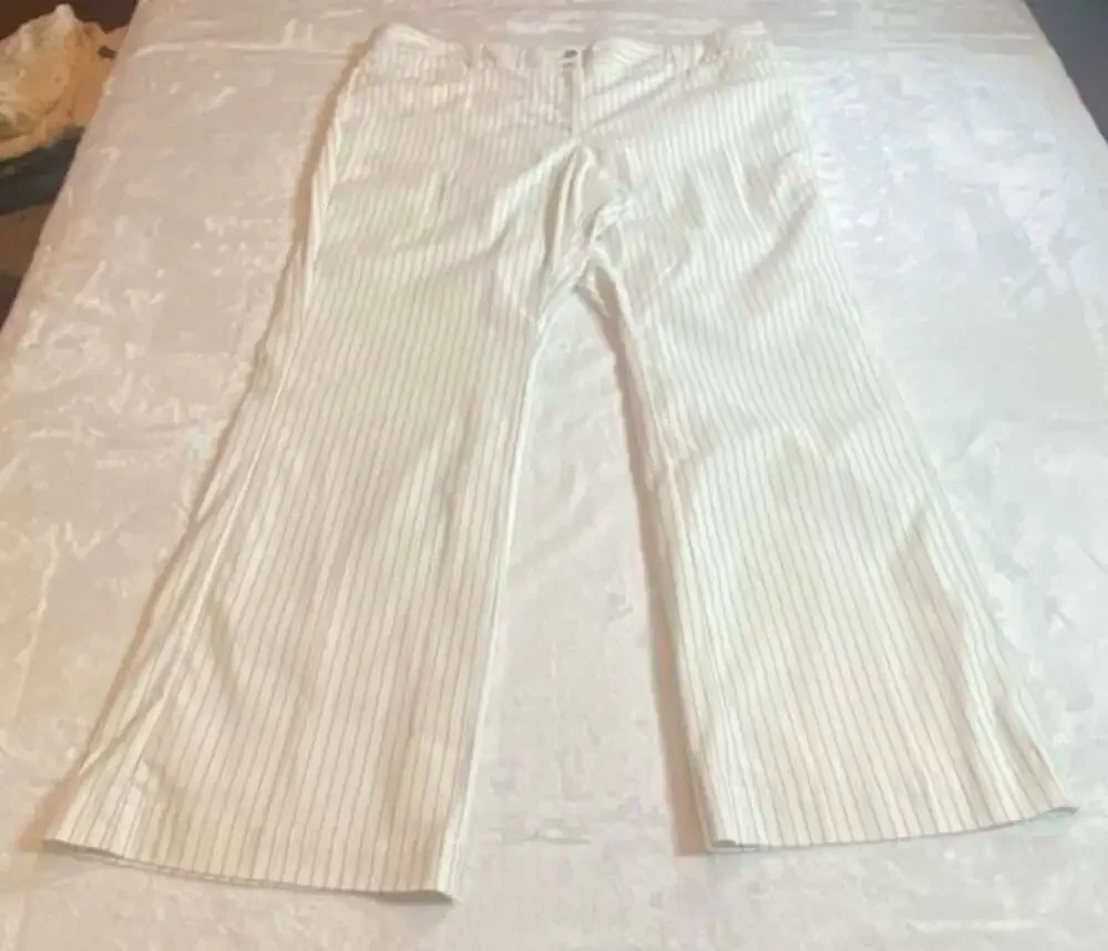 White House Black Market Legacy Pinstripe Pants Size 14R